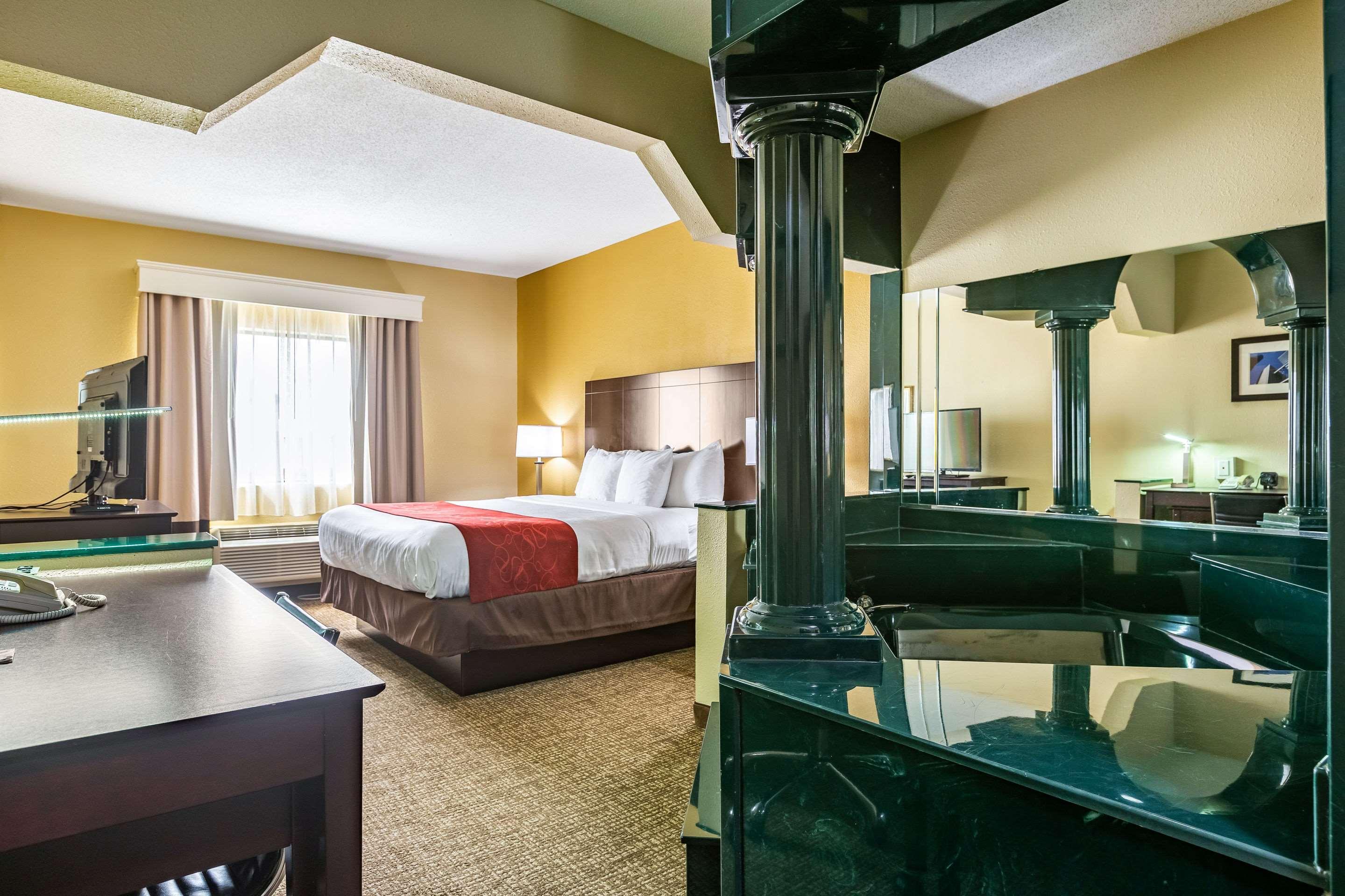 Comfort Suites Near Robins Air Force Base Warner Robins Esterno foto