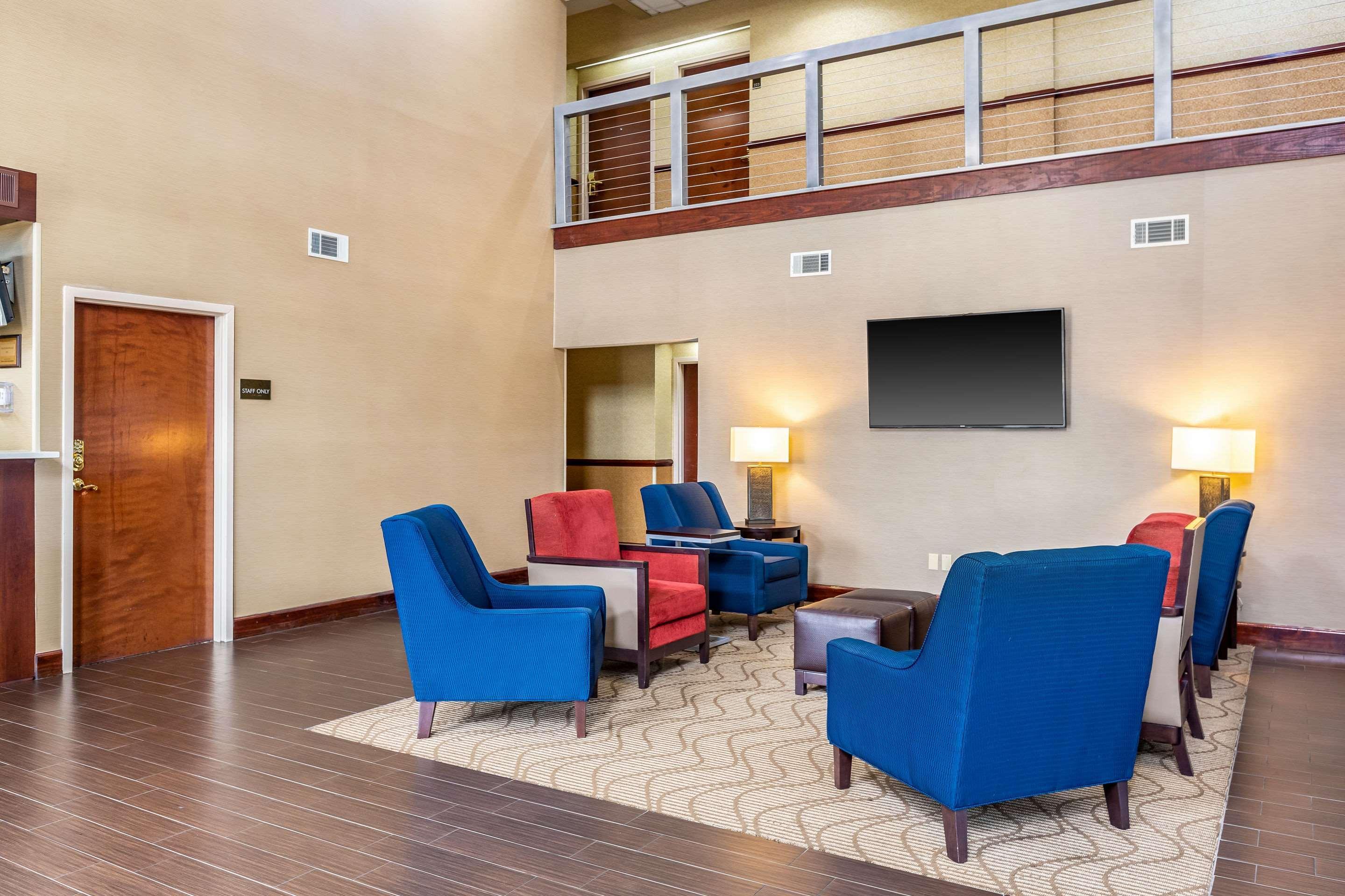 Comfort Suites Near Robins Air Force Base Warner Robins Esterno foto