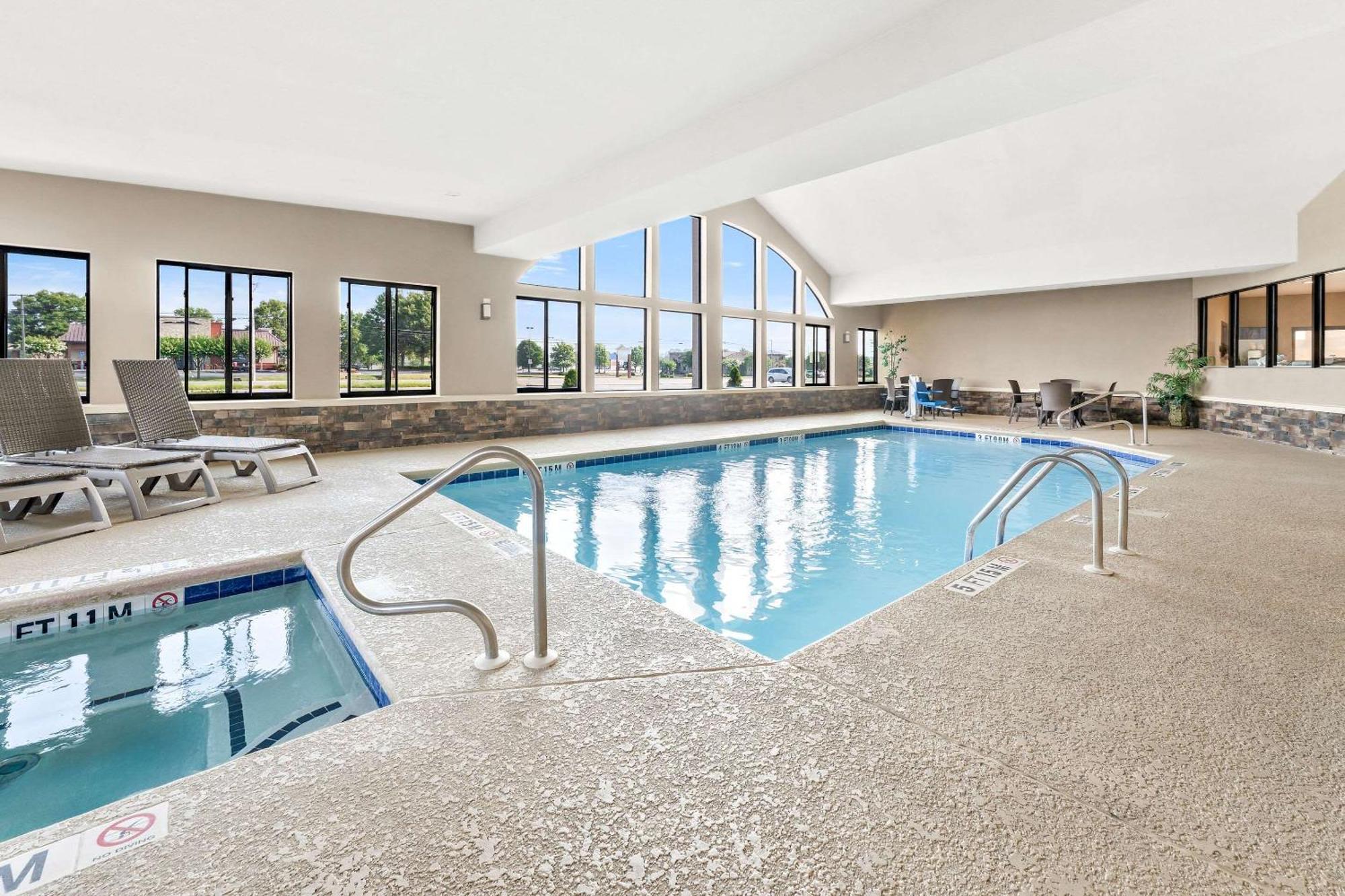 Comfort Suites Near Robins Air Force Base Warner Robins Esterno foto